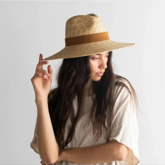 GIGI PIP Accessories - NWT - On Trend Fedora style Straw Hat